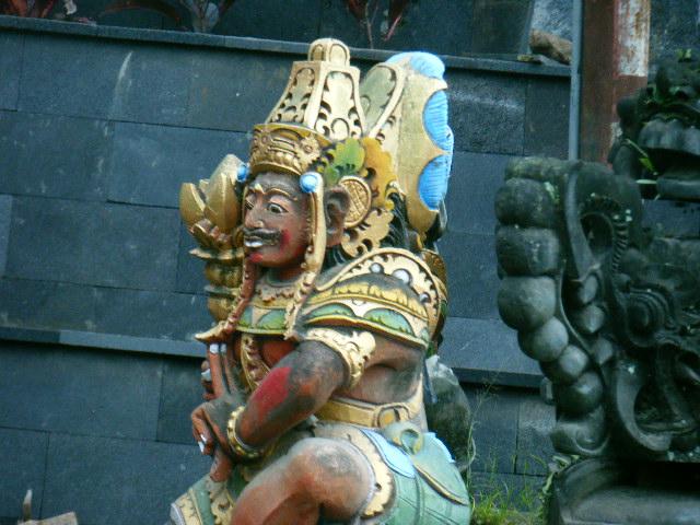 http://hungtime-times.com/hung_time_writers/entry_img/indonesia-god-2.JPG